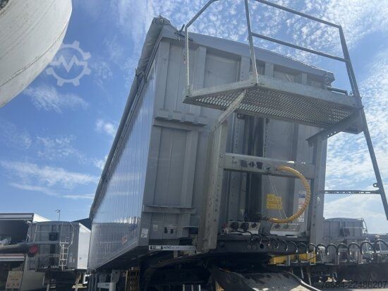 टिपर सेमिट्रेलर KEMPF SKM 39 ALU-KASTENMULDE 55M³ ROLLPLANE