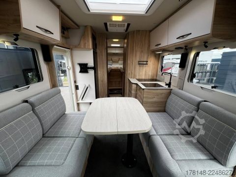 Camper integrado Eura Mobil Integra Line GT 726 EF