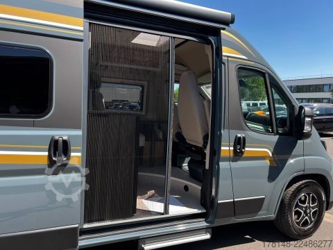 Caravana/autocaravana Bürstner Campeo C 600