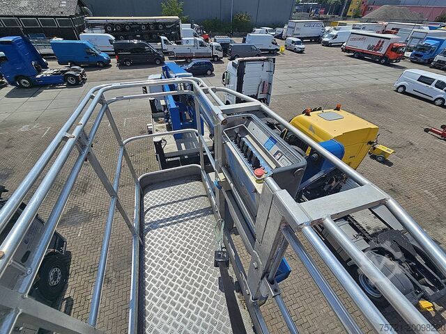 Lyftplattform MERCEDES-BENZ ANTOS 1927 CTE SKYLIFT 29.6M