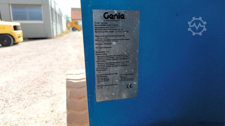 Makaslı kaldırma masası Genie GS-3268 DC