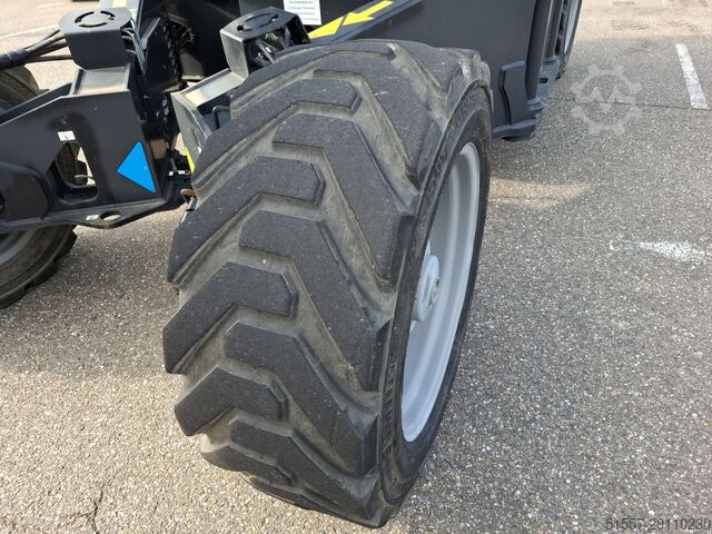 Plataforma de trabalho telescópica articulada Genie SX 125XC | 2018