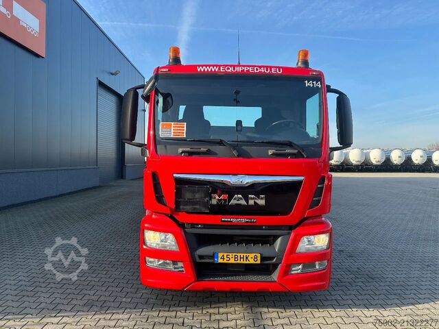 Vaaralliset aineet MAN TGS 24.320 6x2 / 71.629km!!! / EURO 6 / NL-truc...