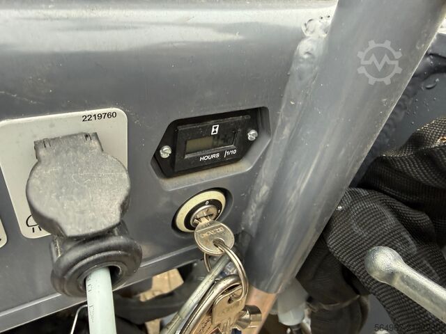 Gusjeničar finišer Vögele Super 800i Asphaltfertiger NEUWERTIG!