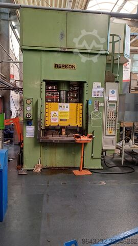 带有拉伸垫的液压压力机 REPKON RHHP 100  1000/400 kN