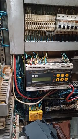 带有拉伸垫的液压压力机 REPKON RHHP 100  1000/400 kN