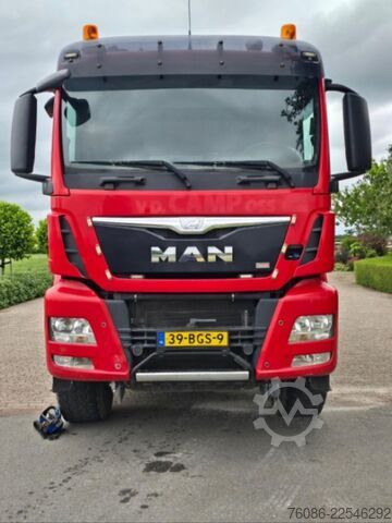 Camião basculante com grua MAN TGS 33.400 6X6 BH WVT WS Z-kraan/KIPPER!! EURO 6!!