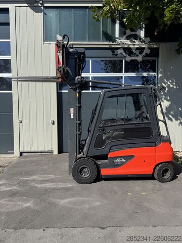 Motostivuitor Linde E30L mit Triplex 6880 mm