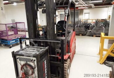  Manitou ME 430 AC 3,0 t Elektro