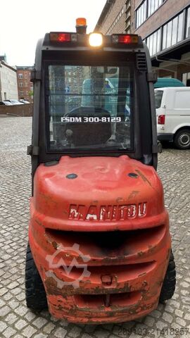 รถยกโฟล์คลิฟท์แบบหน้าหนัก Manitou MI 30 D 3,0 t Diesel