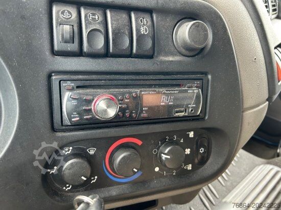 Camion cu platformă și prelată DAF LF 55.250 PLANE MIT LBW, MANUAL, E5