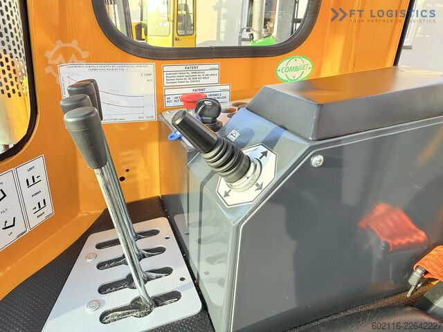 Fireveis truck Combilift C3000 GAS DUPLEX 4500 FREE LIFT CABIN