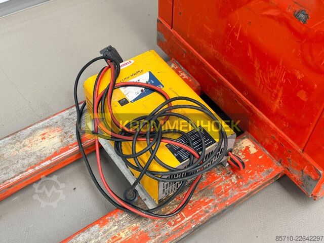 Pallet truck Linde T 30 3000 kg