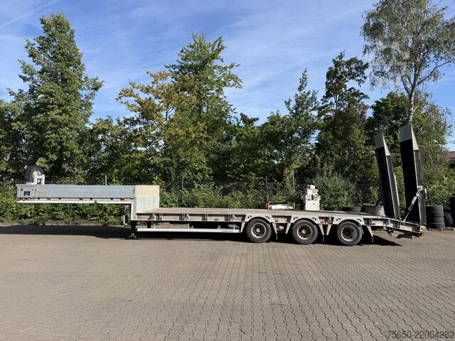 Rơ moóc bán thấp Humbaur HTS30  3 Achs Satteltieflader, wenig benutzt