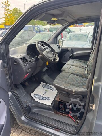 Van pengiriman kabin ganda Mercedes-Benz Vito **110CDI-6PL-AIRCO-BE VAN**