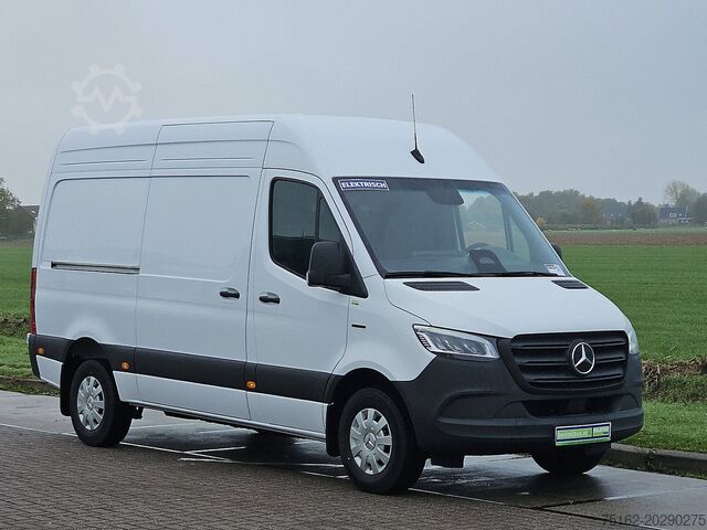 Stasjonsvogn med høyt tak MERCEDES-BENZ ESPRINTER 320 L2H2 81kWh Nieuw
