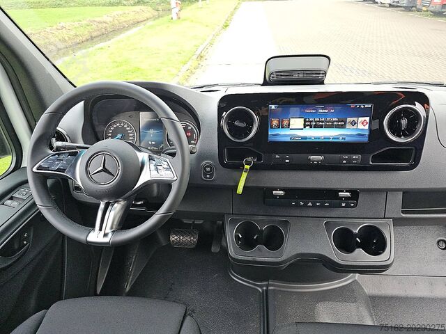 Stasjonsvogn med høyt tak MERCEDES-BENZ ESPRINTER 320 L2H2 81kWh Nieuw