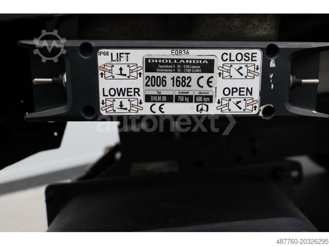 Furgoneta caja MERCEDES-BENZ Sprinter 316 Aut.*Maxi* Ladebordwand+Klima (4756
