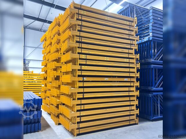 Almacén de estanterías altas Estanterías de paletización ca. 30,8 lfm Jungheinrich Esmena Höhe : 400 cm , 2100 kg Fachlast