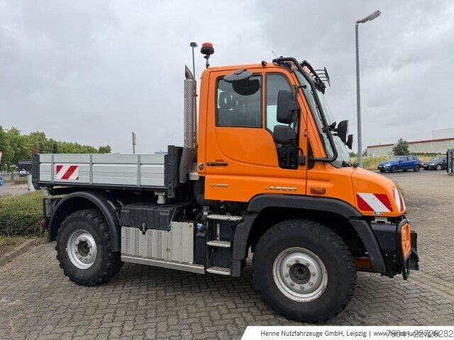 その他 Mercedes-Benz Unimog U 318