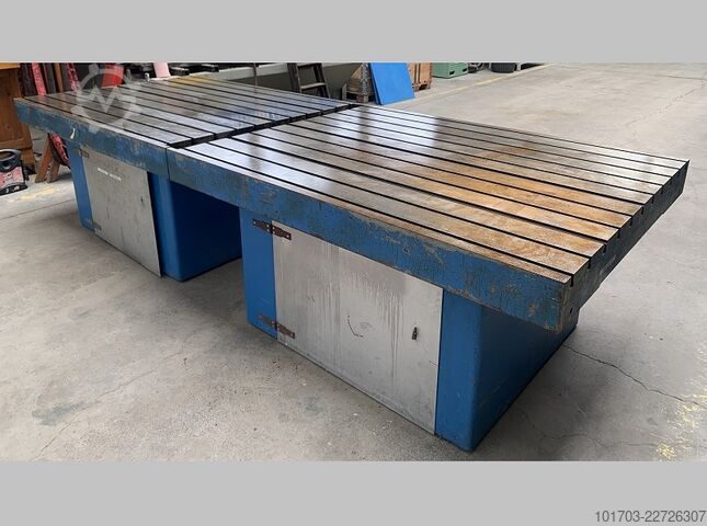 鋳鉄製ベッド Taque en fonte rainurée 3650 x 1370 x 150 mm