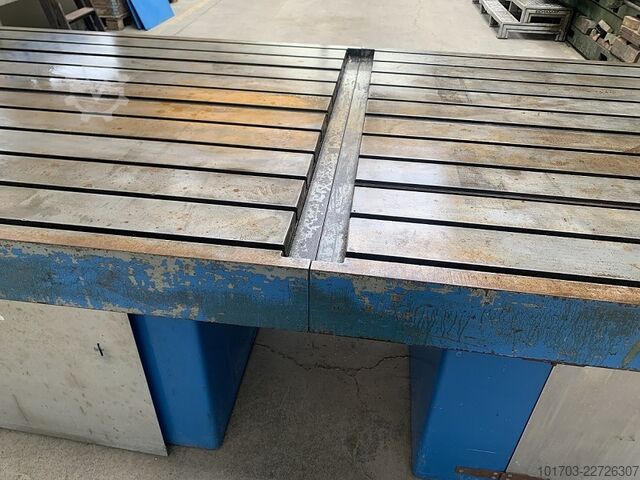 鋳鉄製ベッド Taque en fonte rainurée 3650 x 1370 x 150 mm