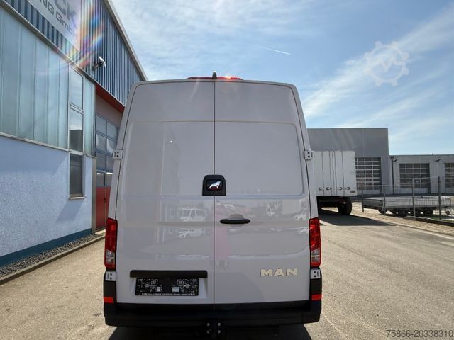 Minibus MAN 3.180 TGE 4x4 Mixto 7 Sitzer AHK 3,5to