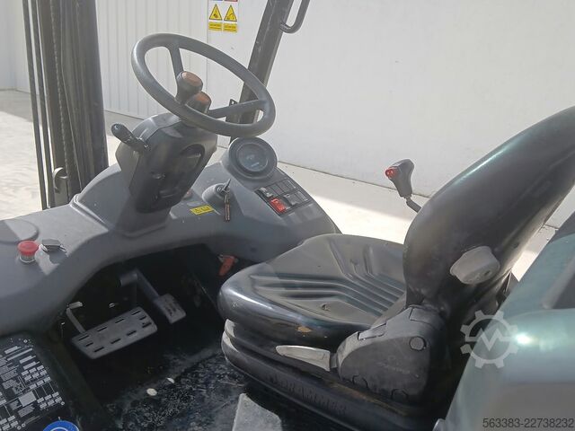 Rough terrain forklift Manitou MC18.2 D