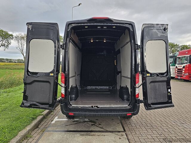 Camioneta familiar de techo alto FORD TRANSIT 330 L3H3 XL Navi Carplay