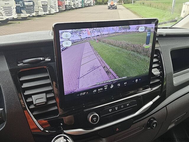 Camioneta familiar de techo alto FORD TRANSIT 330 L3H3 XL Navi Carplay