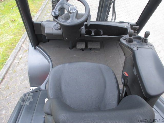 Diesel vorkheftruck Linde H40D-01