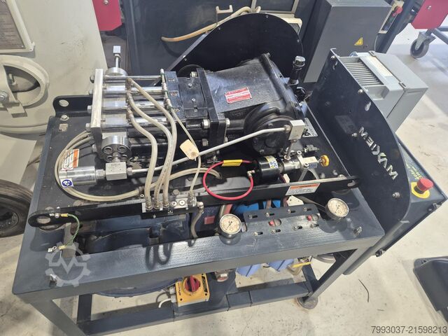 машина за рязане с водна струя OMAX MAXIEM 1515