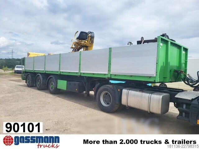 Semirimorchio con telone  Baustoff-Auflieger, Rollkran Kennis 14R,