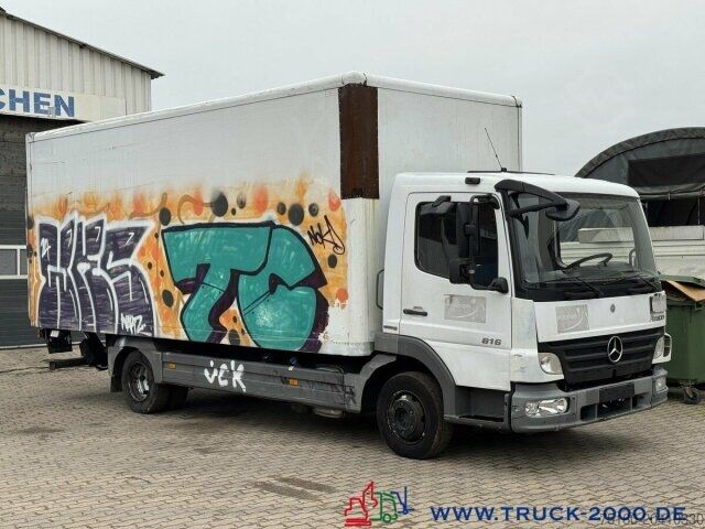 Sandučar Mercedes-Benz Atego 816 Ladebordwand 1.000Kg 3 Sitzer