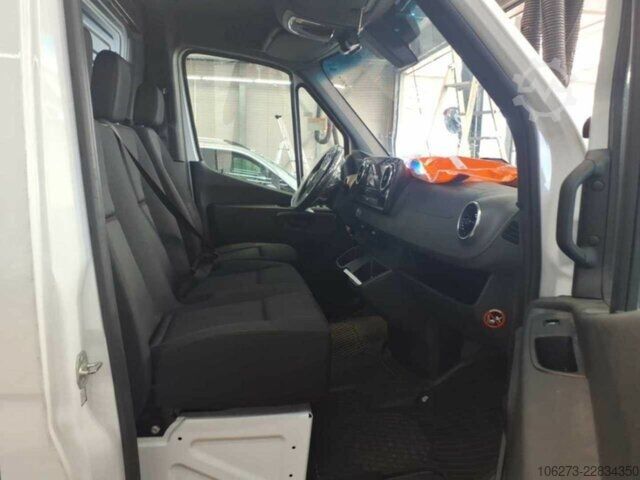 Pakettiauto Mercedes-Benz Sprinter 317 CDI,L2H2,Automatik,Kamera,Navi