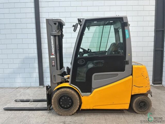 फोर्कलिफ्ट Jungheinrich EFG 535k