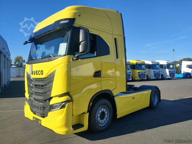 Standardowy ciągnik siodłowy Iveco S-Way AS 440 S 46 T/P Kipphydraulik