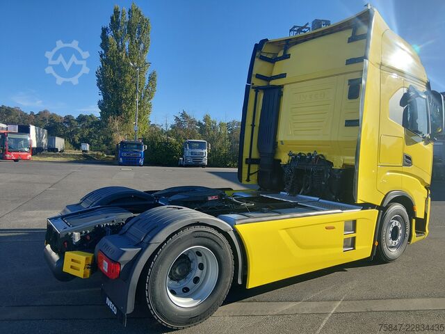 Standardowy ciągnik siodłowy Iveco S-Way AS 440 S 46 T/P Kipphydraulik