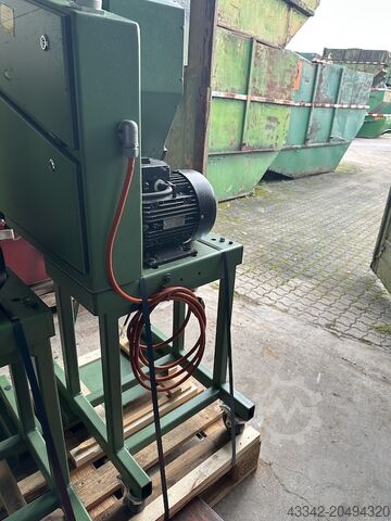 Mølle til findeling af plast Mühle RAPID 1521