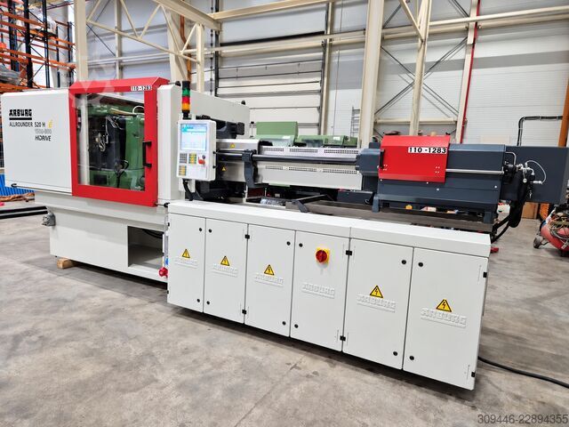 Stroj za brizganje Arburg Allrounder 520 H 1500-800