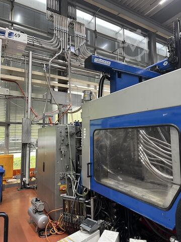 Mašina za brizganje plastike NETSTAL SYNERGY  S-2400-900