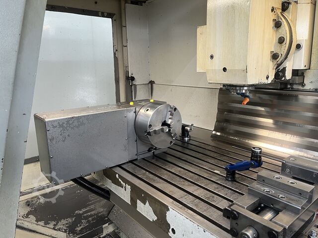 Fresadora CNC universal Mikron UMS 900 mit IKZ + 4. Achse