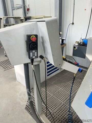 Fresadora CNC universal Mikron UMS 900 mit IKZ + 4. Achse
