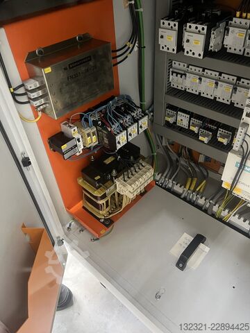 Fresadora CNC universal Mikron UMS 900 mit IKZ + 4. Achse