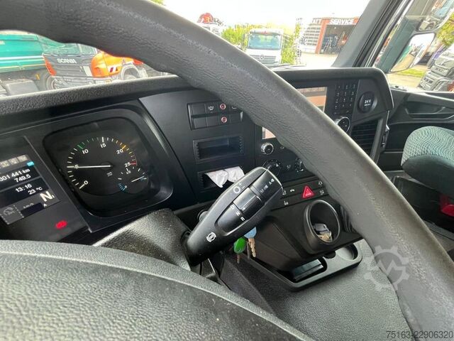Grúa montada en camión MERCEDES-BENZ Arocs 2648 6x2 3-Achs Kipper Heckkran Funk