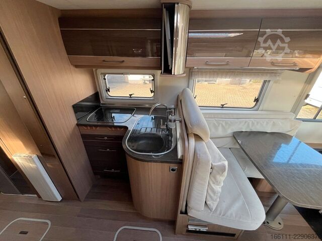Autorulotă integrată BÜRSTNER Aviano I 840 -  - Hub/Einzelbetten -