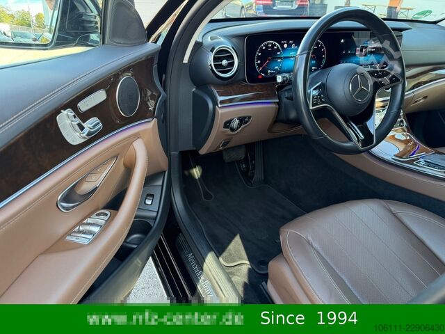 Kleinbus MERCEDES-BENZ E 300 de T EXCLUSIVE Interieur 360° DISTRONIC