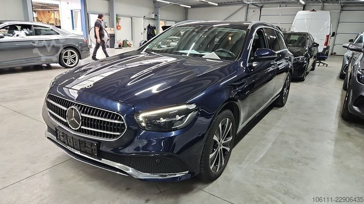 Kleinbus MERCEDES-BENZ E 300 de 4Matic AVANTGARDE HeadUP KEYLESS-GO