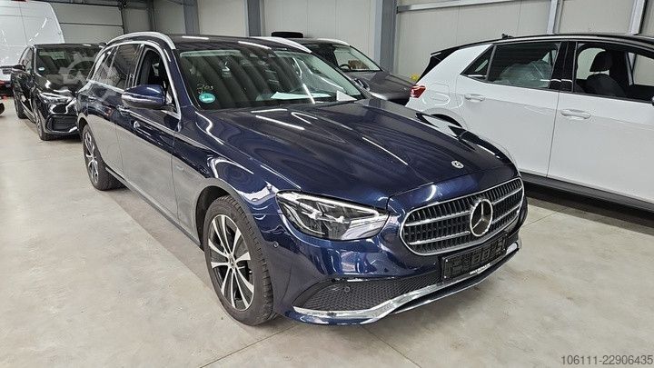 Kleinbus MERCEDES-BENZ E 300 de 4Matic AVANTGARDE HeadUP KEYLESS-GO