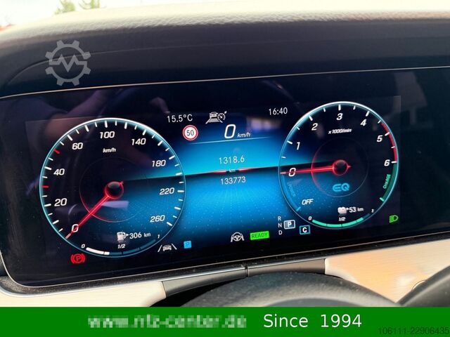 Microbuz MERCEDES-BENZ E 300 de 4Matic AVANTGARDE HeadUP KEYLESS-GO